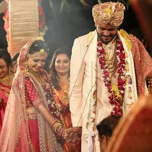 Meet your Posher, Minal